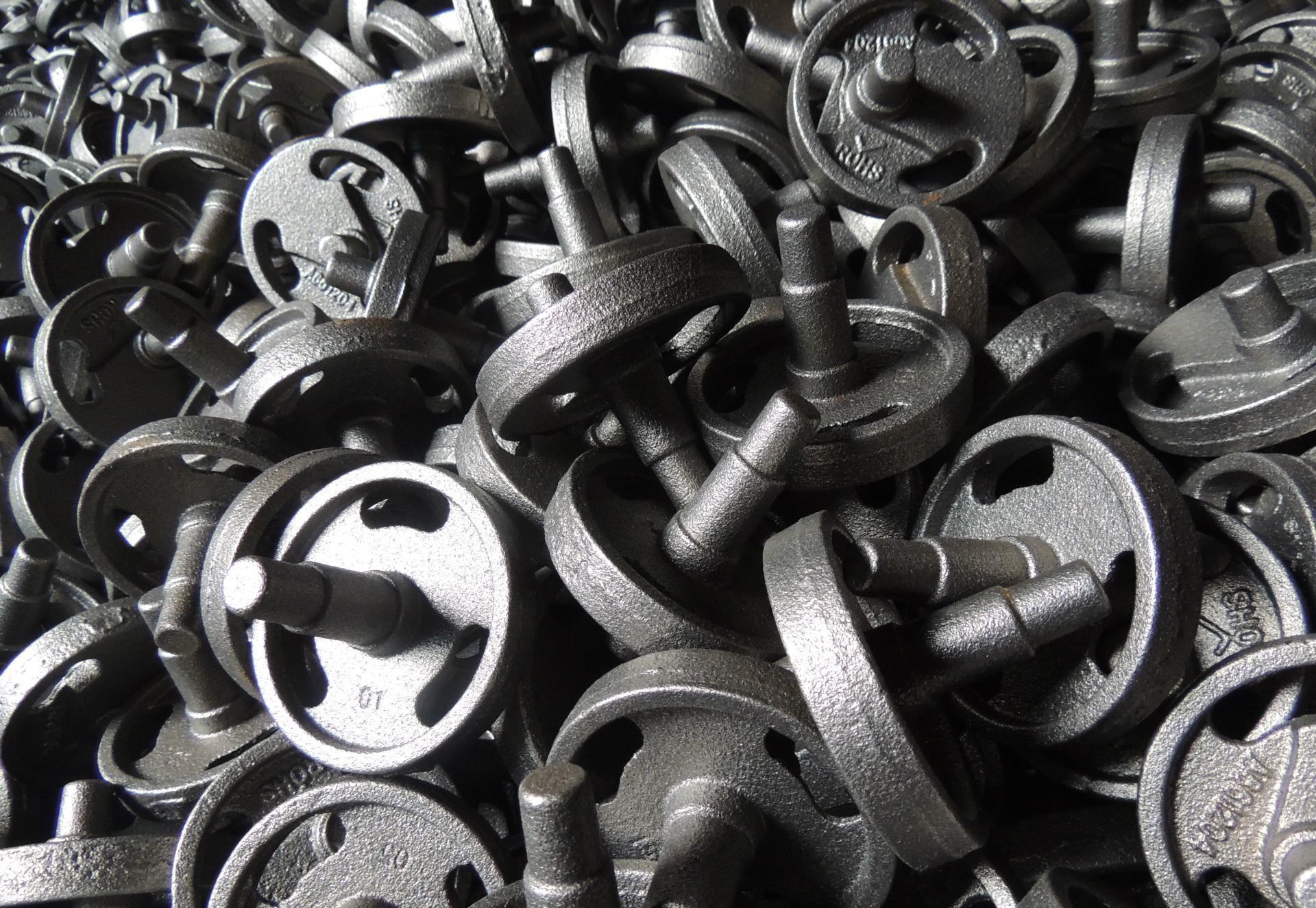 薄壁の小さな部分の延性鉄の冷たい断熱症の欠陥に対処する方法は？